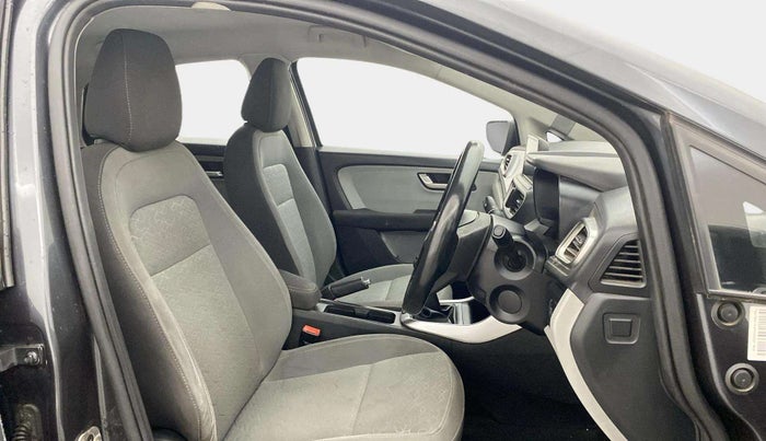 2021 Tata ALTROZ XZ DIESEL, Diesel, Manual, 48,940 km, Right Side Front Door Cabin