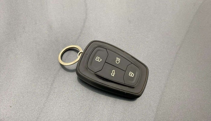 2021 Tata ALTROZ XZ DIESEL, Diesel, Manual, 48,940 km, Key Close Up