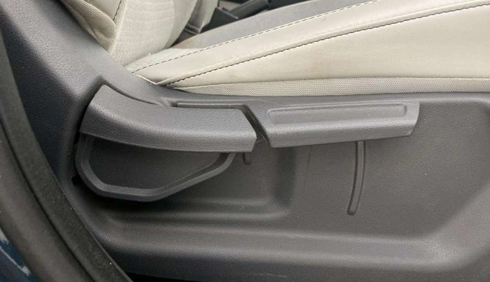 2020 Hyundai GRAND I10 NIOS MAGNA 1.2 KAPPA VTVT, Petrol, Manual, 50,743 km, Driver Side Adjustment Panel