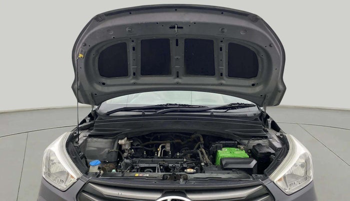 2017 Hyundai Creta E PLUS 1.6 PETROL, Petrol, Manual, 31,837 km, Open Bonet
