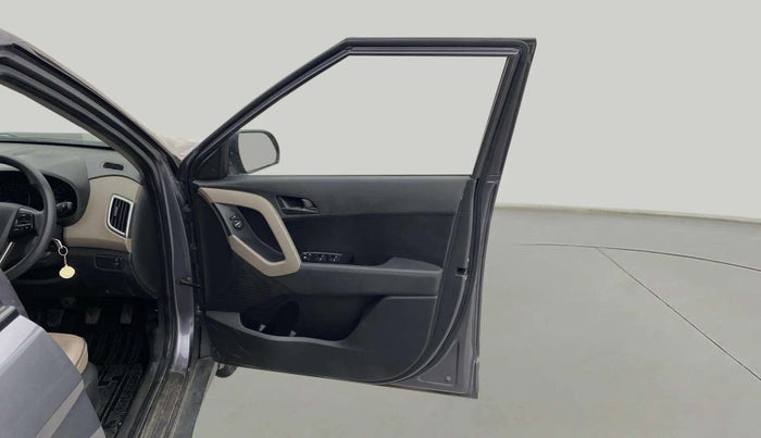 2017 Hyundai Creta E PLUS 1.6 PETROL, Petrol, Manual, 31,837 km, RHS Front Door