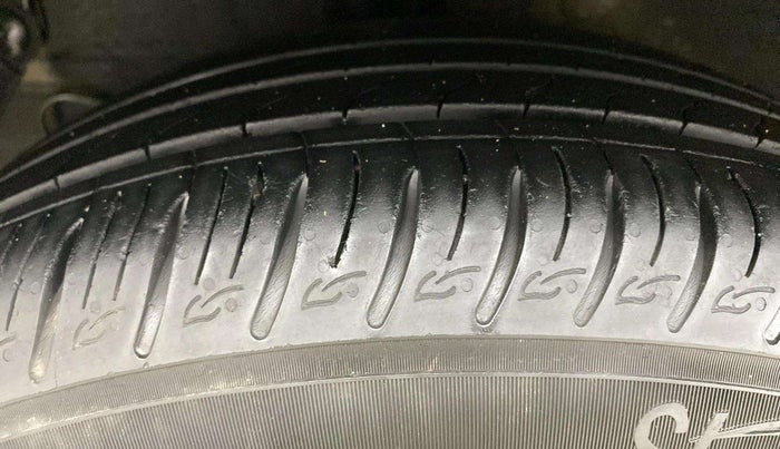 2022 KIA SONET HTK PLUS 1.2, Petrol, Manual, 22,916 km, Right Rear Tyre Tread