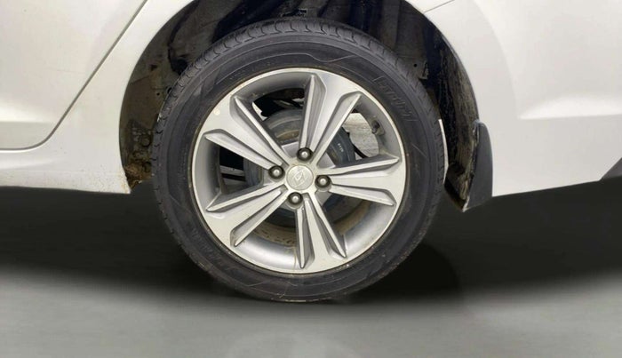 2018 Hyundai Verna 1.6 VTVT SX, Petrol, Manual, 1,19,844 km, Left Rear Wheel