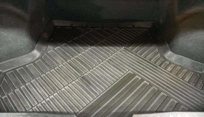 2022 Maruti Ciaz ZETA AT 1.5  SHVS PETROL, Petrol, Automatic, 20,727 km, Boot Open Zoomed View