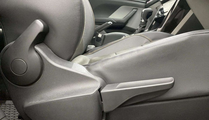 2021 Skoda KUSHAQ STYLE 1.5L TSI DSG, Petrol, Automatic, 24,859 km, Driver Side Adjustment Panel