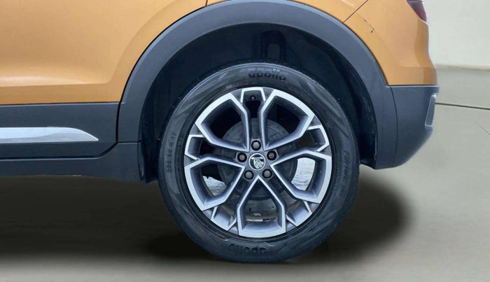 2021 Skoda KUSHAQ STYLE 1.5L TSI DSG, Petrol, Automatic, 24,859 km, Left Rear Wheel