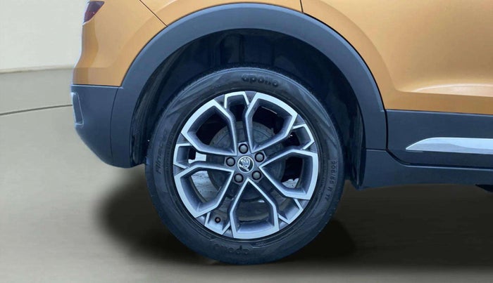 2021 Skoda KUSHAQ STYLE 1.5L TSI DSG, Petrol, Automatic, 24,859 km, Right Rear Wheel
