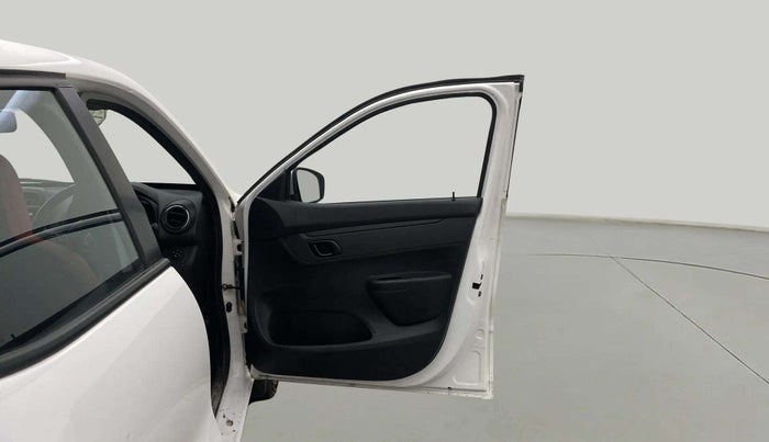 2022 Renault Kwid RXT 1.0, Petrol, Manual, 20,621 km, RHS Front Door