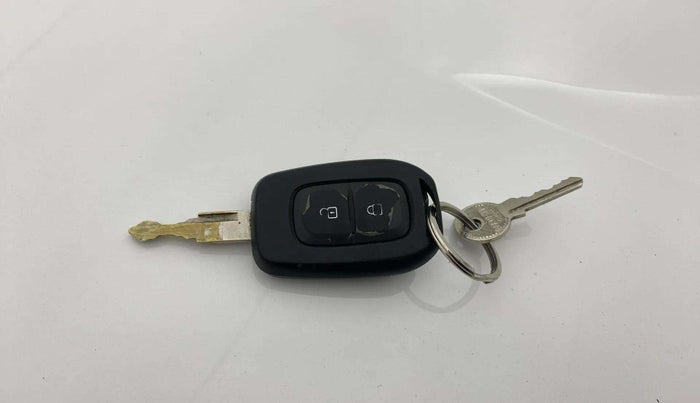 2022 Renault Kwid RXT 1.0, Petrol, Manual, 20,621 km, Key Close Up