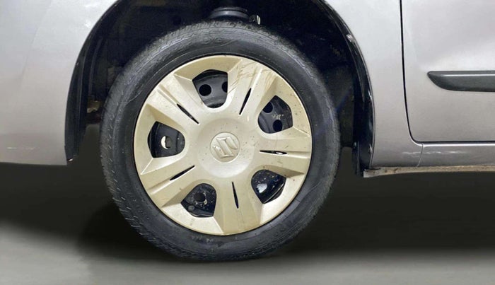 2014 Maruti Wagon R 1.0 VXI, Petrol, Manual, 8,260 km, Left Front Wheel