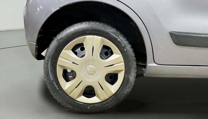 2014 Maruti Wagon R 1.0 VXI, Petrol, Manual, 8,260 km, Right Rear Wheel