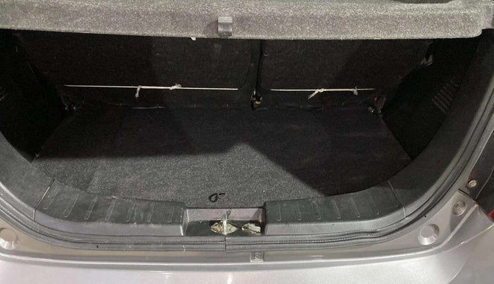 2014 Maruti Wagon R 1.0 VXI, Petrol, Manual, 8,260 km, Boot Open Zoomed View