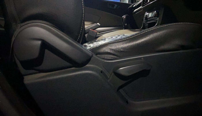2020 Ford Ecosport TITANIUM 1.5L PETROL, Petrol, Manual, 52,959 km, Driver Side Adjustment Panel