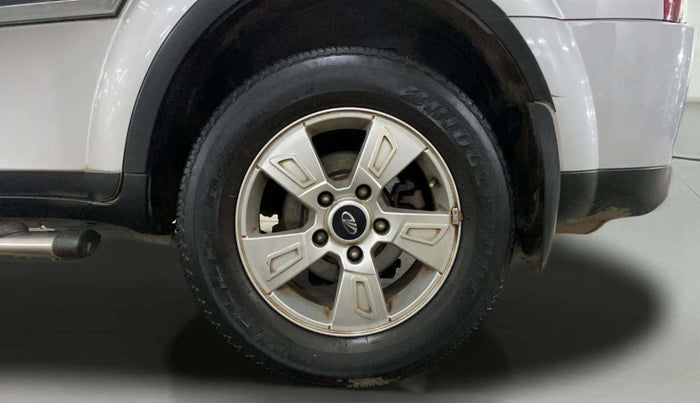 2014 Mahindra XUV500 W8, Diesel, Manual, 62,666 km, Left Rear Wheel