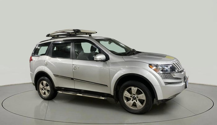 2014 Mahindra XUV500 W8, Diesel, Manual, 62,666 km, Right Front Diagonal