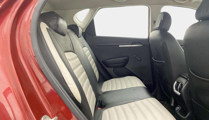 2022 KIA SONET HTE 1.5, Diesel, Manual, 75,817 km, Right Side Rear Door Cabin