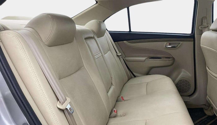 2020 Maruti Ciaz DELTA 1.5 SHVS MT PETROL, Petrol, Manual, 55,233 km, Right Side Rear Door Cabin