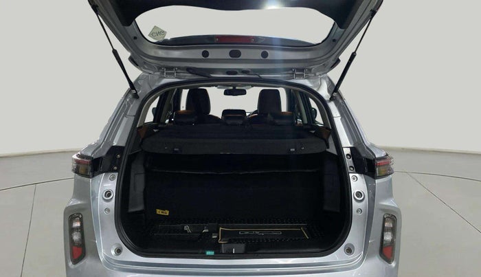 2023 Maruti Grand Vitara ZETA CNG, CNG, Manual, 71,499 km, Boot Inside