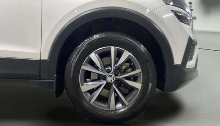 2023 Skoda KUSHAQ AMBITION 1.5 TSI DSG, Petrol, Automatic, 17,833 km, Right Front Wheel