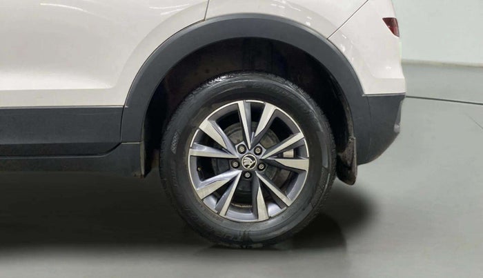 2023 Skoda KUSHAQ AMBITION 1.5 TSI DSG, Petrol, Automatic, 17,833 km, Left Rear Wheel