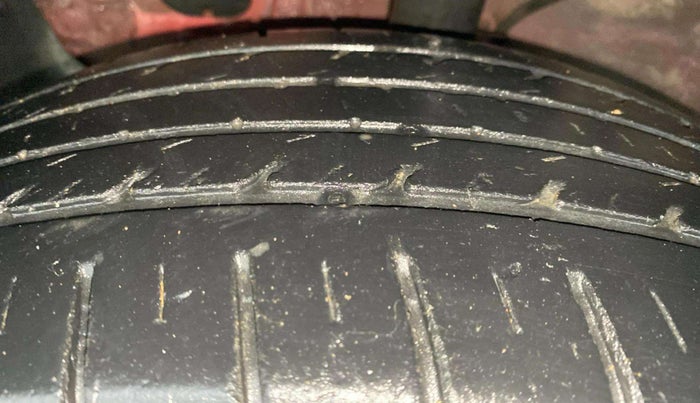 2017 Hyundai Creta S PLUS 1.4 DIESEL, Diesel, Manual, 41,429 km, Left Front Tyre Tread