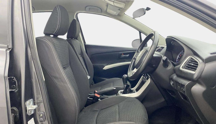 2015 Maruti S Cross ZETA 1.3, Diesel, Manual, 40,478 km, Right Side Front Door Cabin