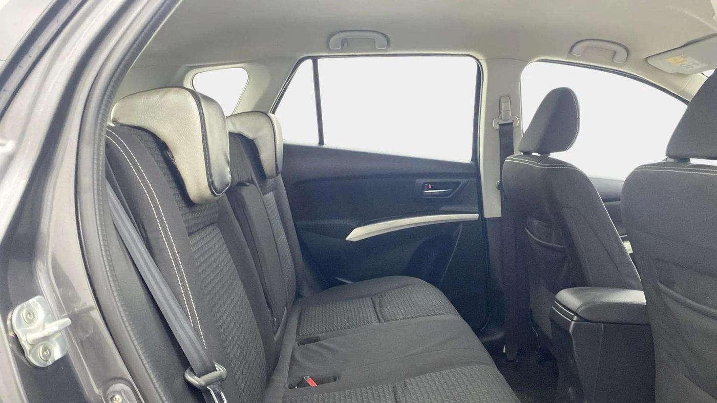2015 Maruti S Cross ZETA 1.3, Diesel, Manual, 40,546 km, Right Side Rear Door Cabin