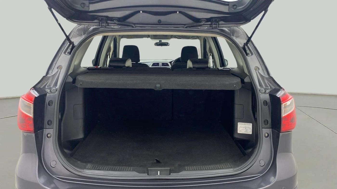 2015 Maruti S Cross ZETA 1.3, Diesel, Manual, 40,546 km, Boot Open Zoomed View
