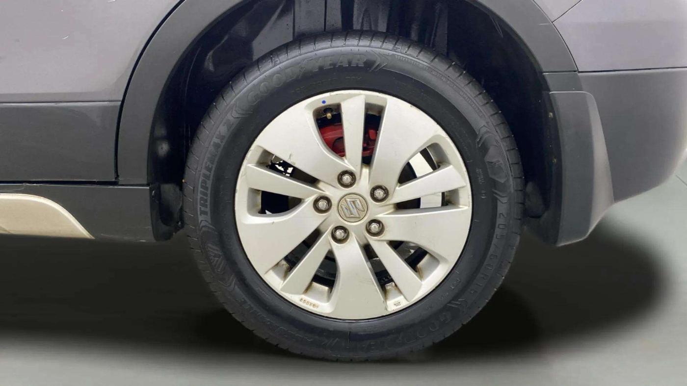 2015 Maruti S Cross ZETA 1.3, Diesel, Manual, 40,546 km, Left Rear Wheel
