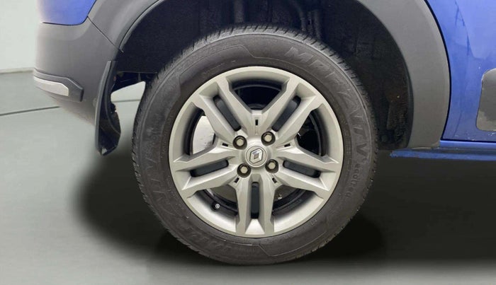 2022 Renault TRIBER RXZ AMT, Petrol, Automatic, 6,680 km, Right Rear Wheel