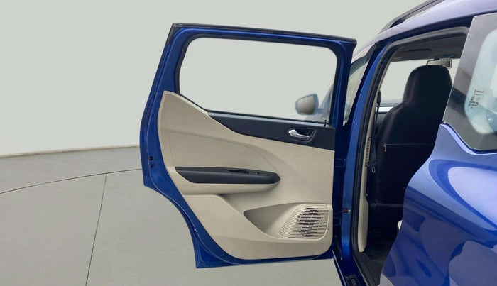 2022 Renault TRIBER RXZ AMT, Petrol, Automatic, 6,680 km, LHS Rear Door