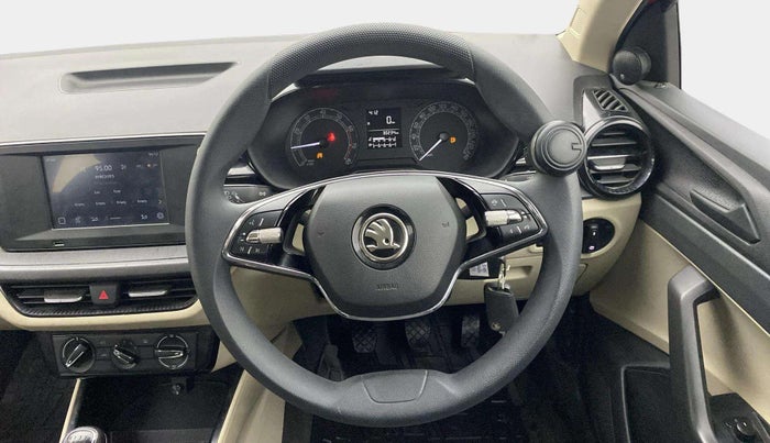 2022 Skoda SLAVIA ACTIVE 1.0L TSI MT, Petrol, Manual, 30,168 km, Steering Wheel Close Up