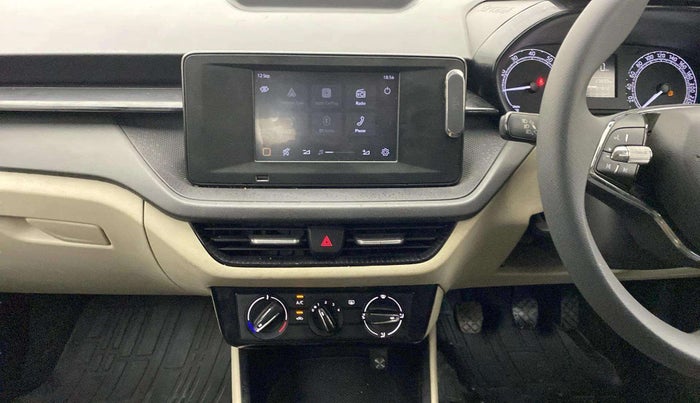 2022 Skoda SLAVIA ACTIVE 1.0L TSI MT, Petrol, Manual, 30,168 km, Air Conditioner