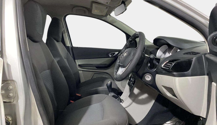 2017 Tata Tiago XZ PETROL, Petrol, Manual, 74,442 km, Right Side Front Door Cabin