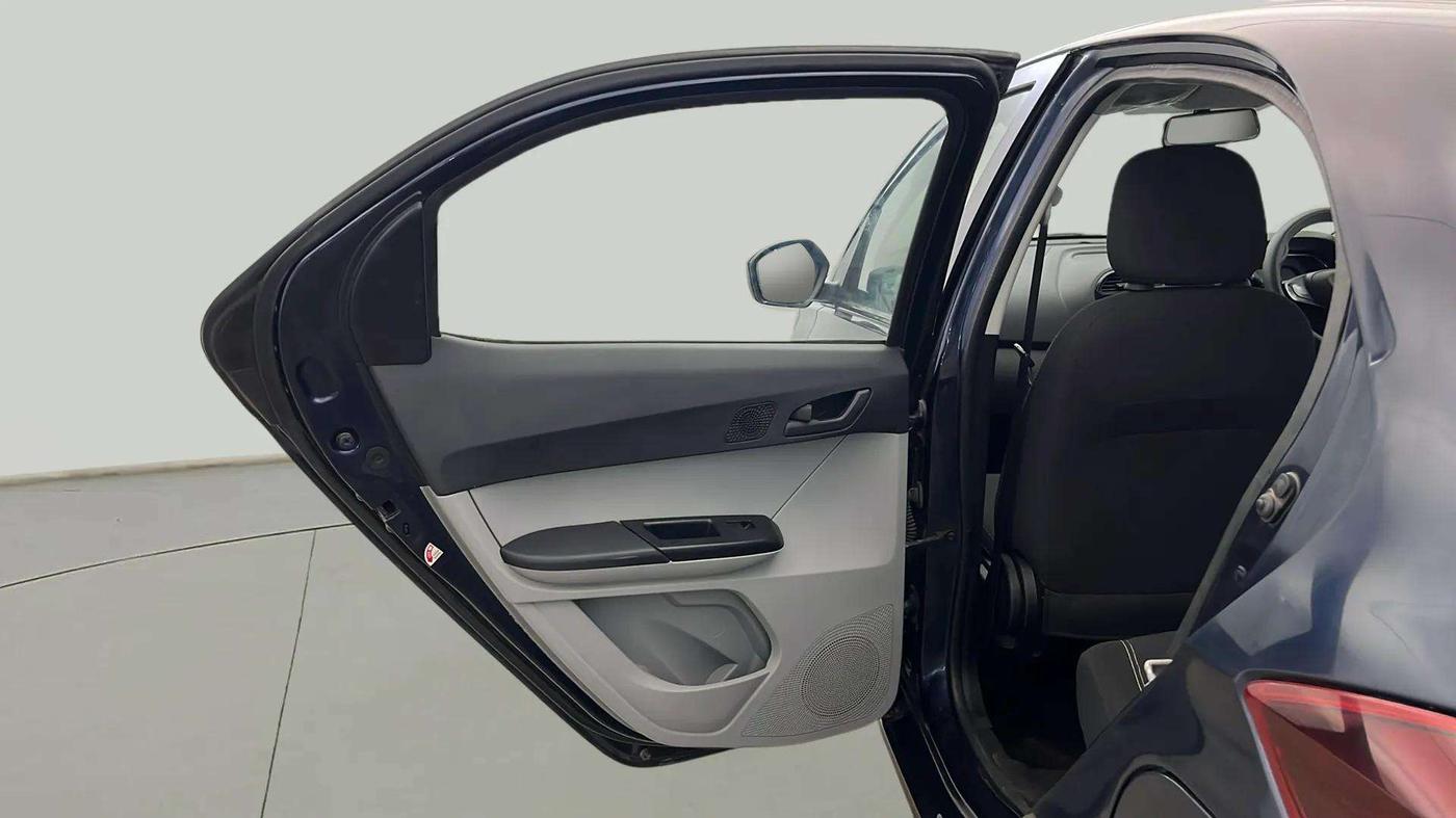 2022 Tata Tiago XM CNG, CNG, Manual, 59,037 km, LHS Rear Door