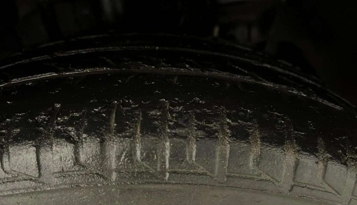 2022 Tata Tiago XM CNG, CNG, Manual, 59,037 km, Right Front Tyre Tread