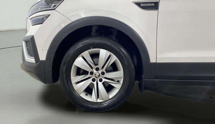 2022 Skoda KUSHAQ AMBITION 1.0L TSI MT, Petrol, Manual, 19,509 km, Left Front Wheel