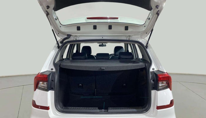 2022 Skoda KUSHAQ AMBITION 1.0L TSI MT, Petrol, Manual, 19,509 km, Boot Open Zoomed View