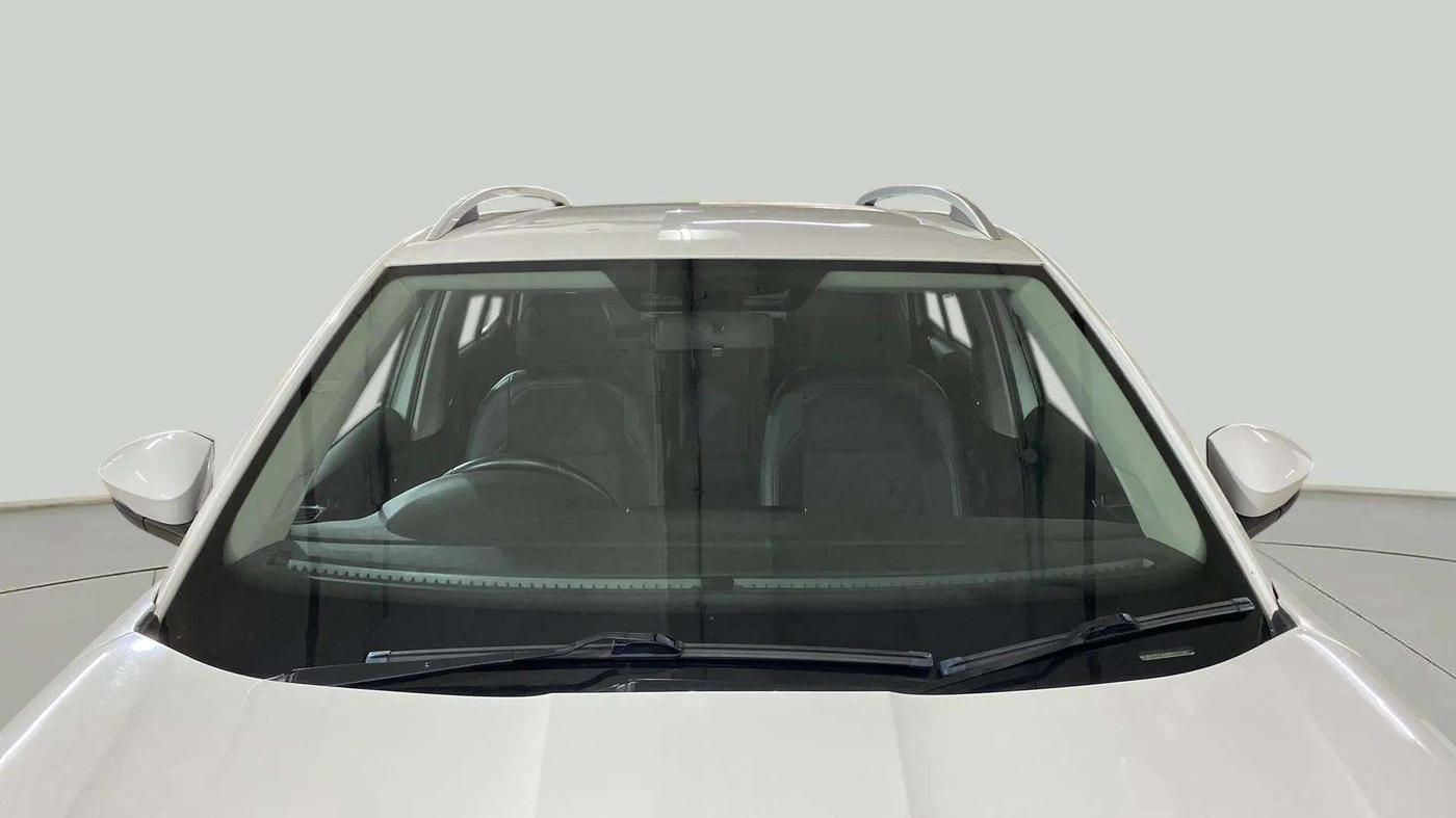2022 Skoda KUSHAQ AMBITION 1.0L TSI MT, Petrol, Manual, 19,509 km, Front Windshield