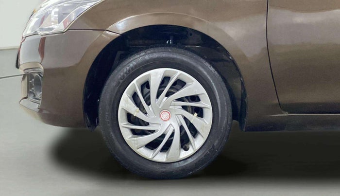 2016 Maruti Ciaz VXI+, Petrol, Manual, 87,575 km, Left Front Wheel