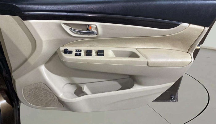 2016 Maruti Ciaz VXI+, Petrol, Manual, 87,575 km, Driver Side Door Panels Control