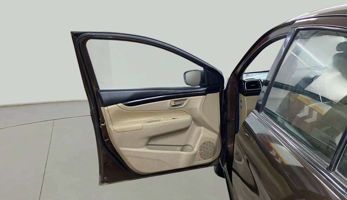 2016 Maruti Ciaz VXI+, Petrol, Manual, 87,575 km, LHS Front Door