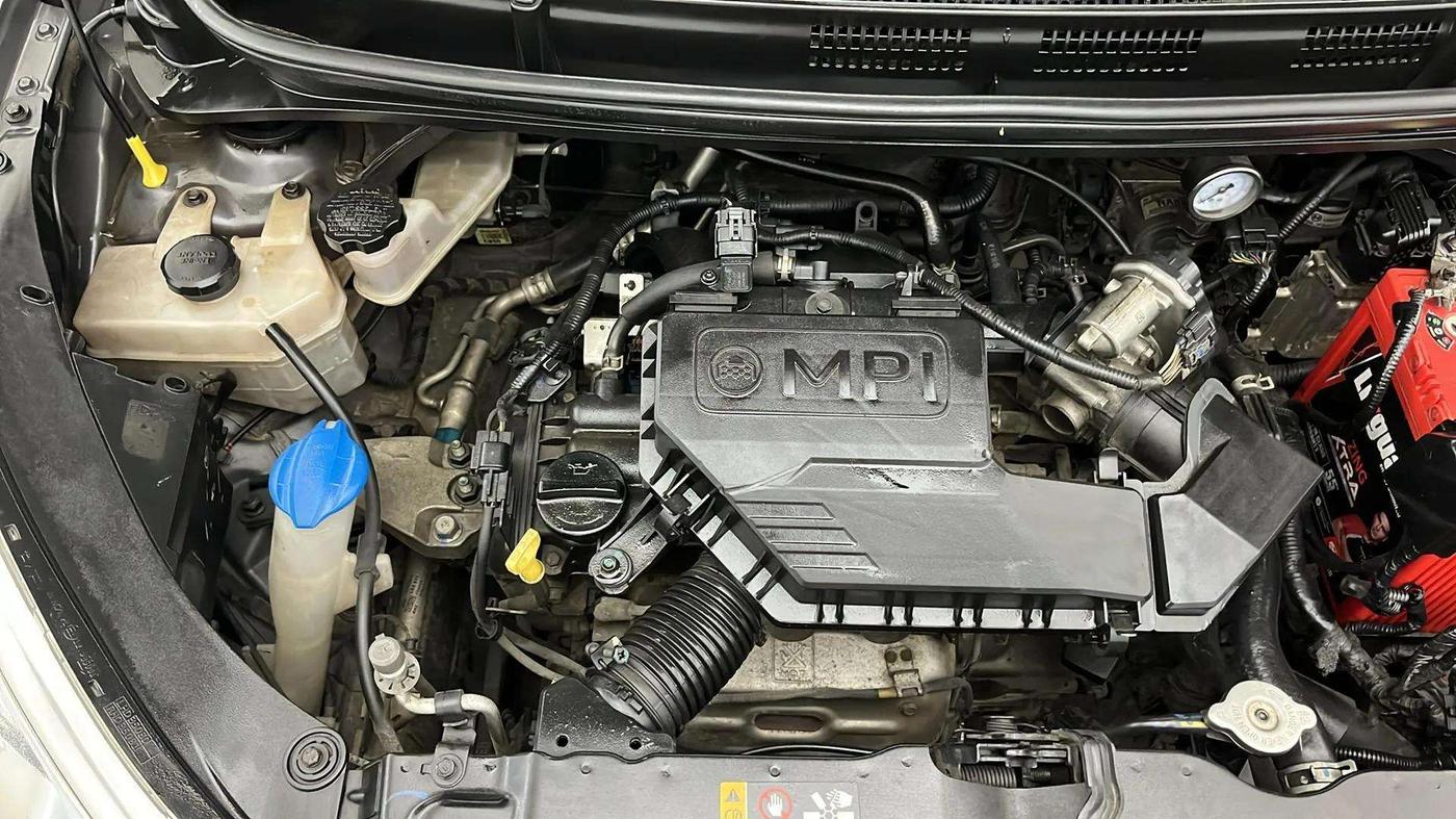2019 Hyundai NEW SANTRO SPORTZ CNG, CNG, Manual, 85,325 km, Engine View - Right