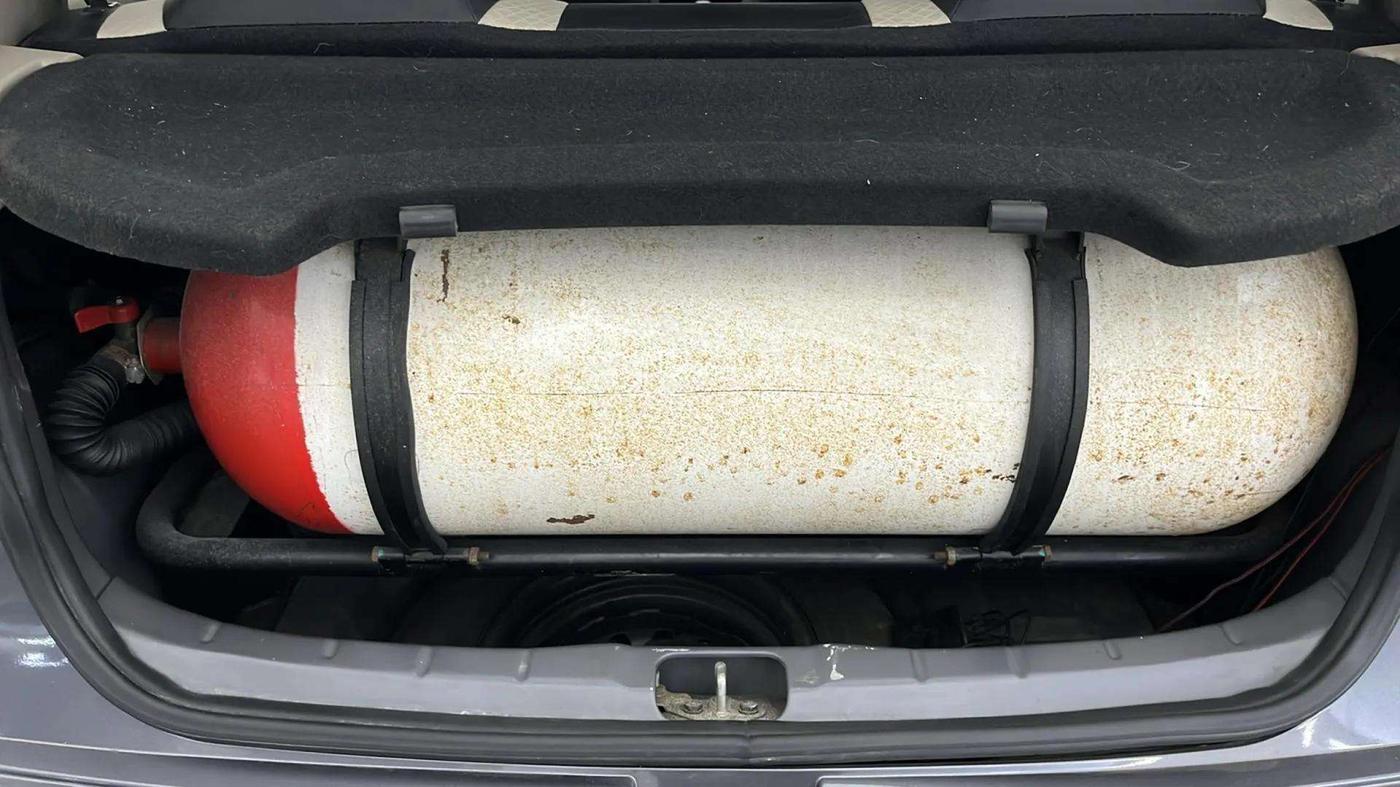 2019 Hyundai NEW SANTRO SPORTZ CNG, CNG, Manual, 85,325 km, Boot Inside