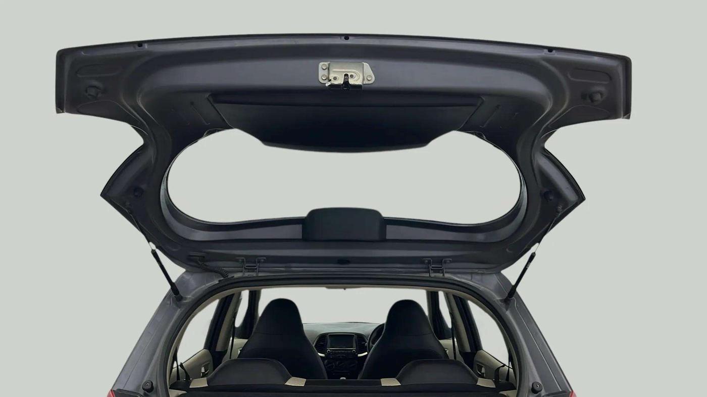 2019 Hyundai NEW SANTRO SPORTZ CNG, CNG, Manual, 85,325 km, Boot Door Open