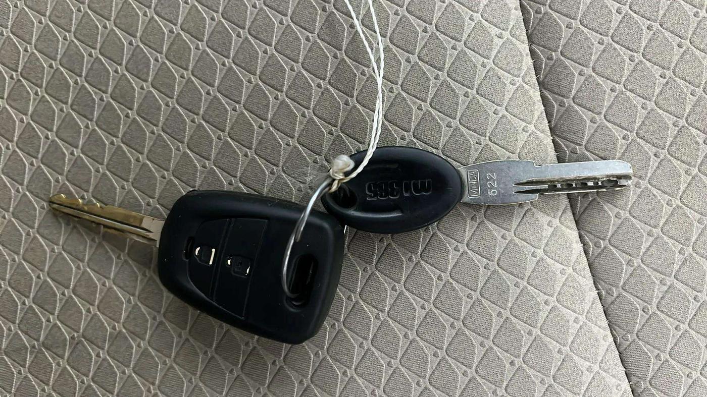 2019 Hyundai NEW SANTRO SPORTZ CNG, CNG, Manual, 85,325 km, Key Close Up