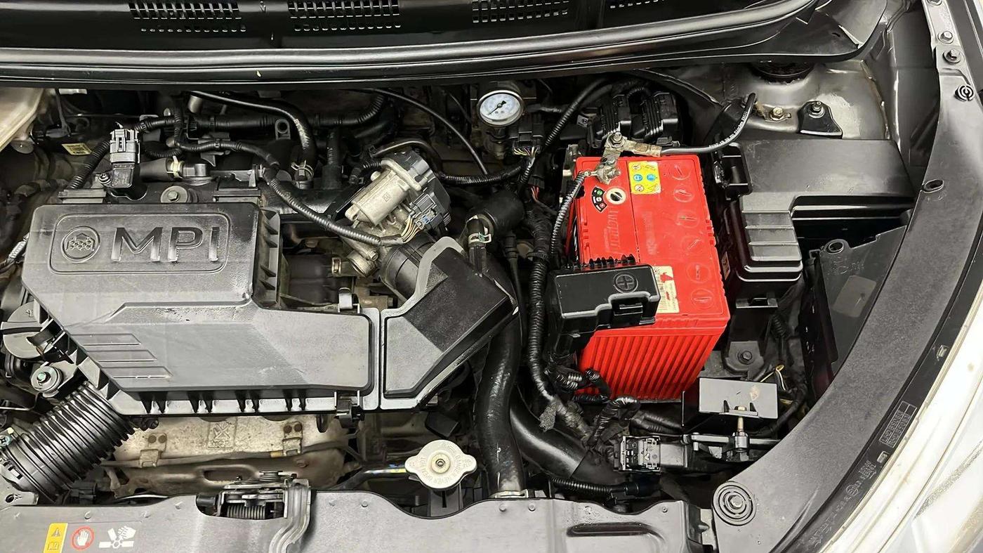 2019 Hyundai NEW SANTRO SPORTZ CNG, CNG, Manual, 85,325 km, Engine View - Left