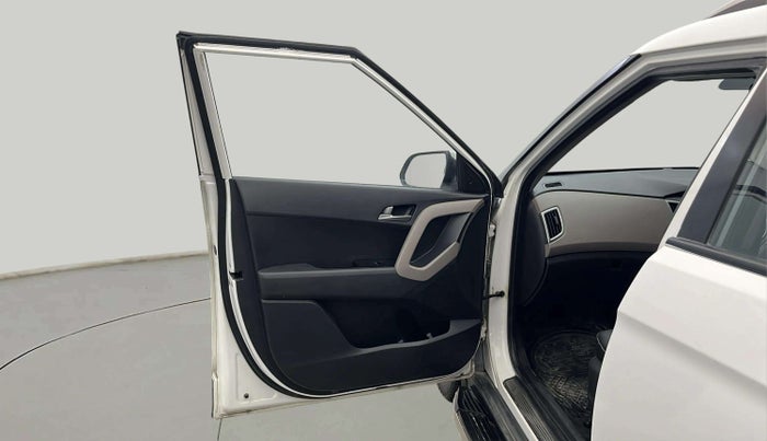2017 Hyundai Creta SX PLUS 1.6 PETROL, Petrol, Manual, 94,383 km, LHS Front Door