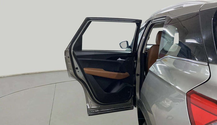 2021 MG HECTOR PLUS SHARP 1.5 PETROL TURBO DCT 6-STR, Petrol, Automatic, 33,843 km, LHS Rear Door
