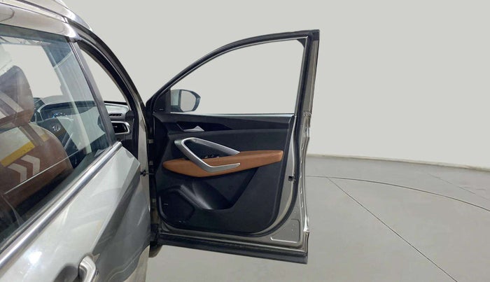 2021 MG HECTOR PLUS SHARP 1.5 PETROL TURBO DCT 6-STR, Petrol, Automatic, 33,843 km, RHS Front Door